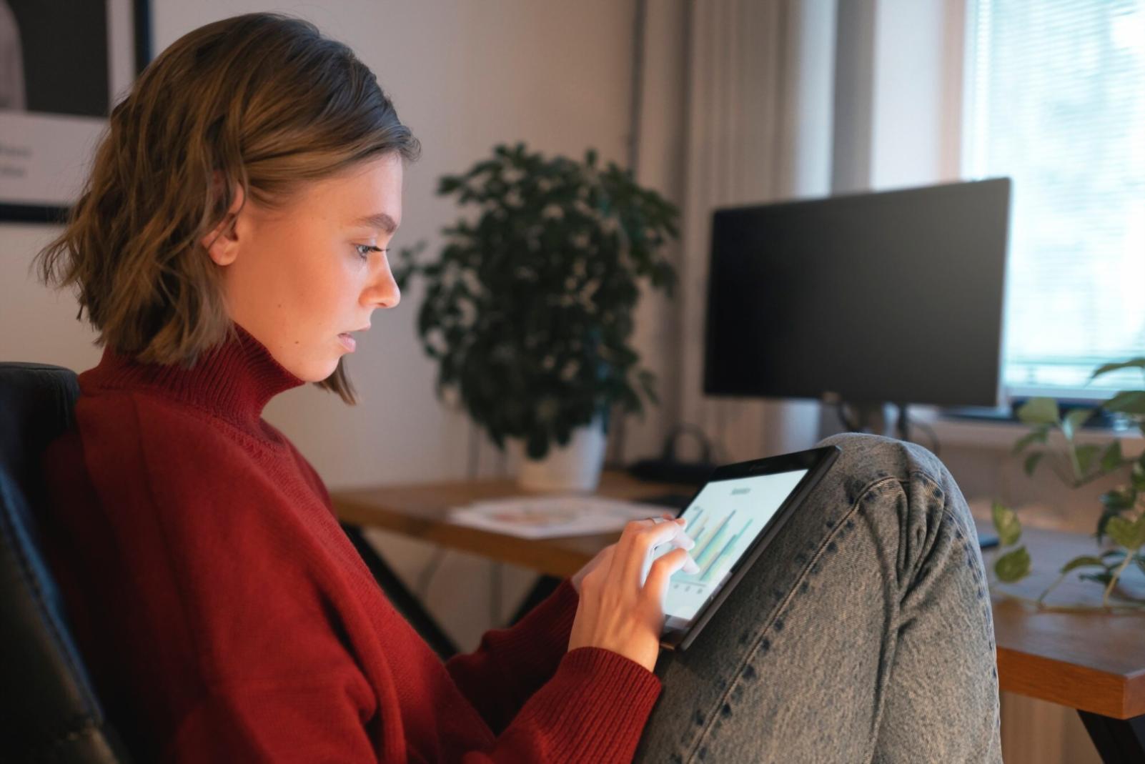 Planification budgétaire mensuelle avec notes et calculatrice